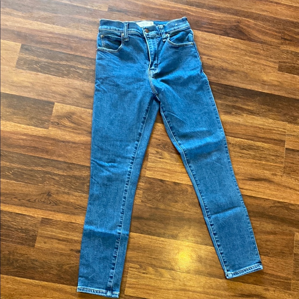 Abercrombie & Fitch skinny jeans.